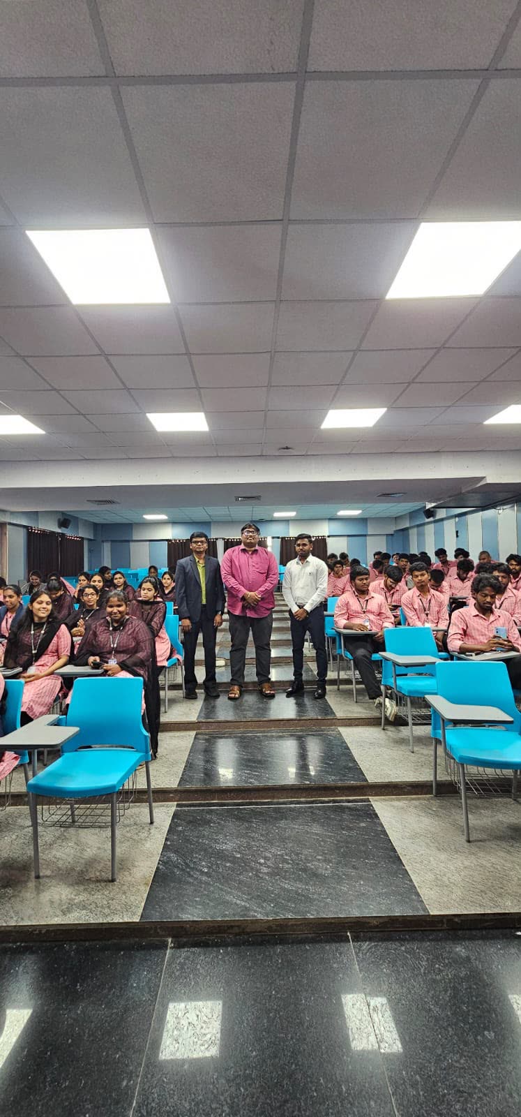 ZenSphere team presenting to students in a seminar hall