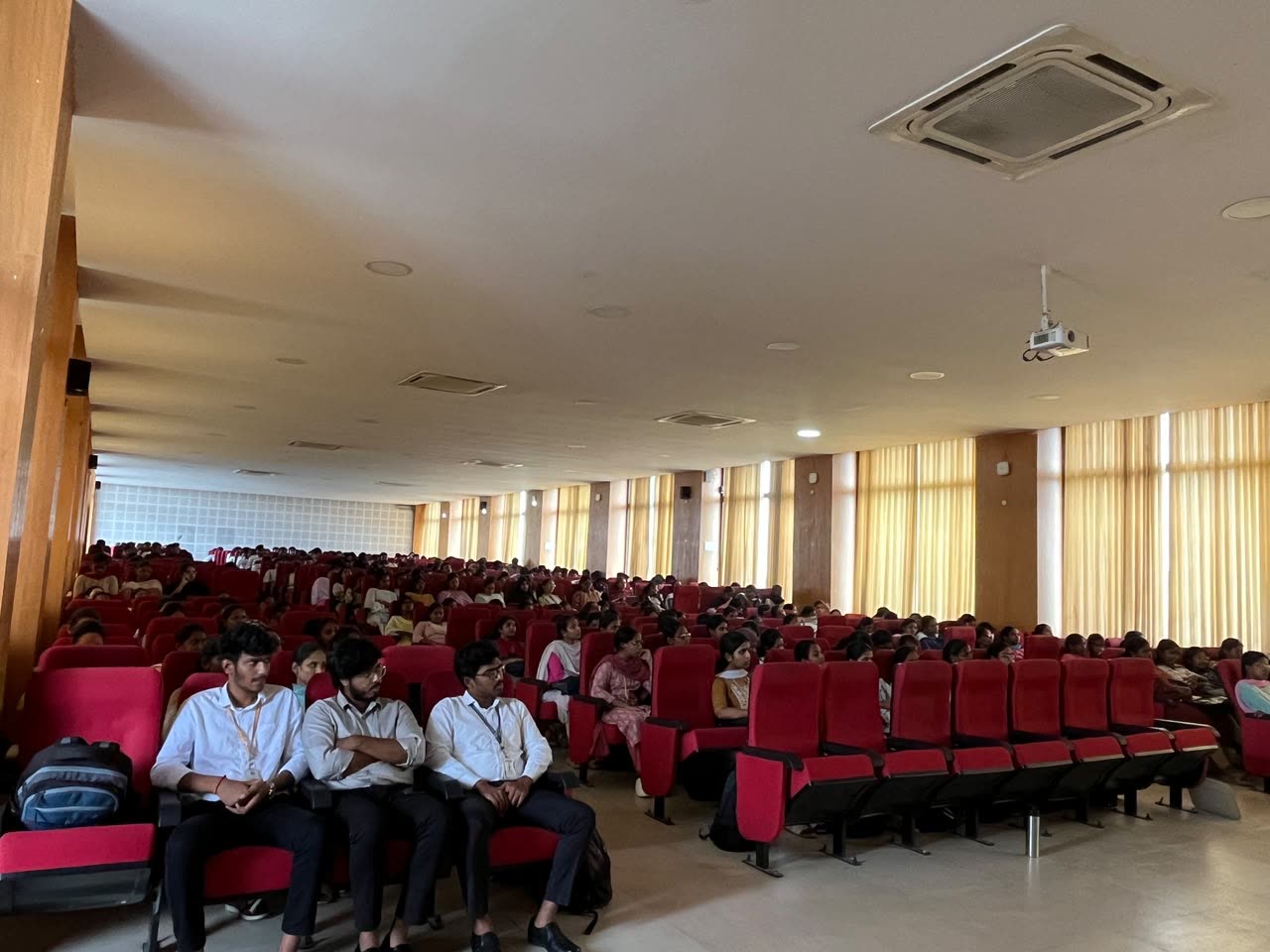 Auditorium audience at the Japanese language orientation